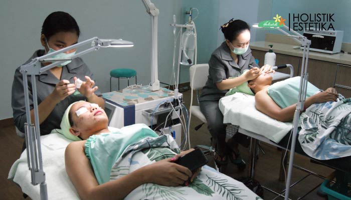 Pemisahan ruangan perawatan wanita dan pria